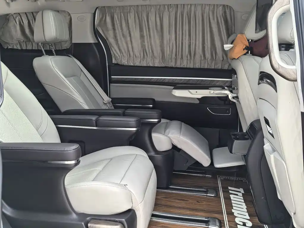 GAC Motor Trumpchi M8 — фото 13