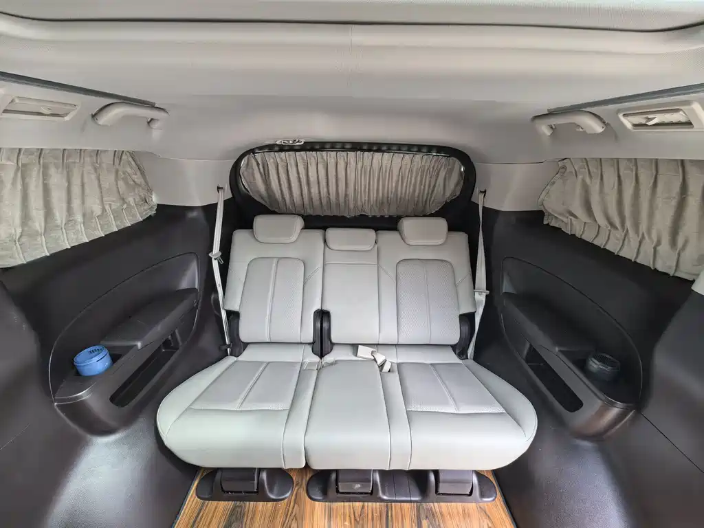 GAC Motor Trumpchi M8 — фото 15