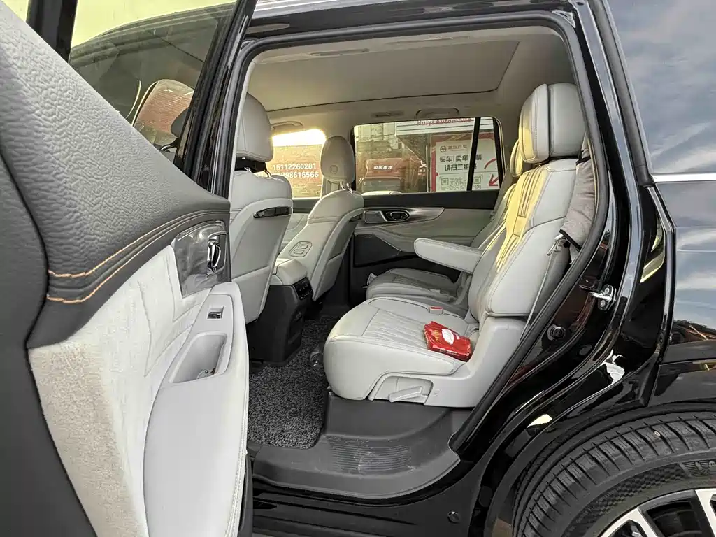 GAC Motor Trumpchi GS8 — фото 5