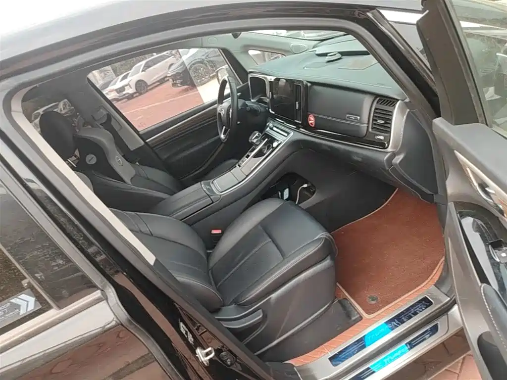 GAC Motor Trumpchi M8 — фото 25