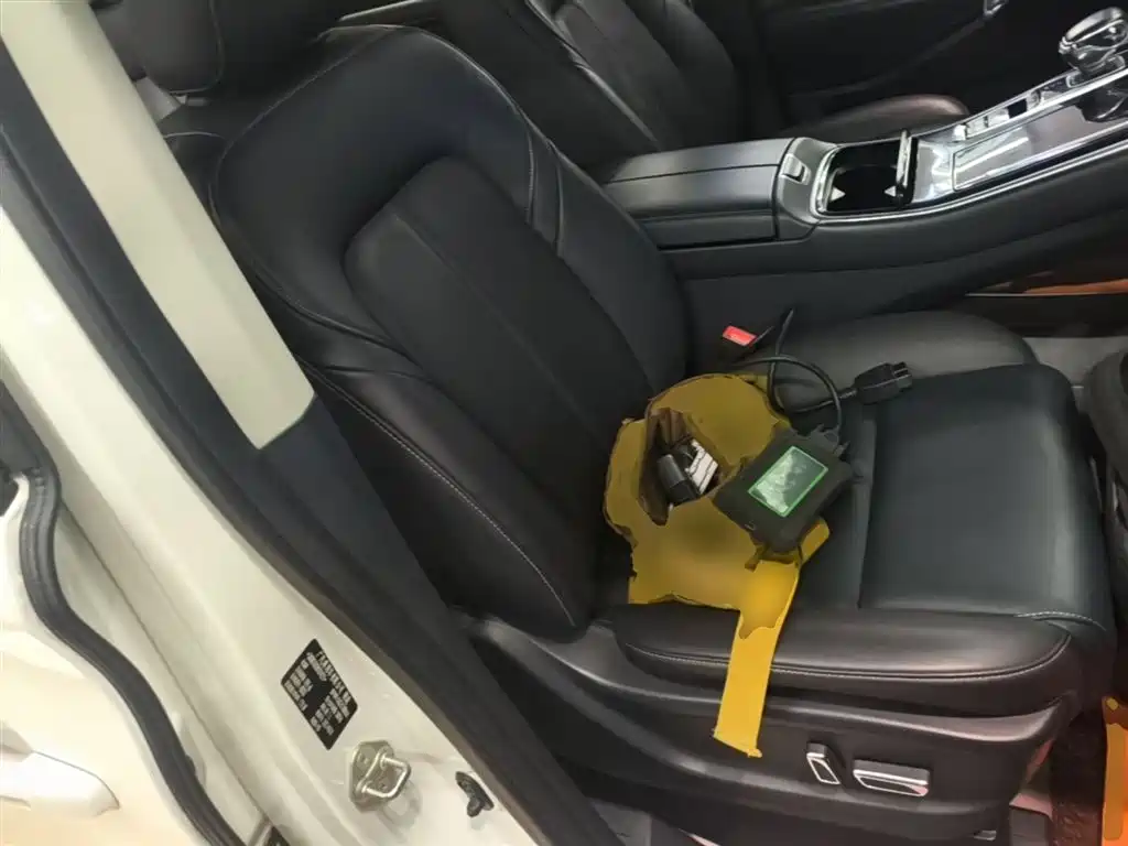 GAC Motor Trumpchi M8 — фото 25
