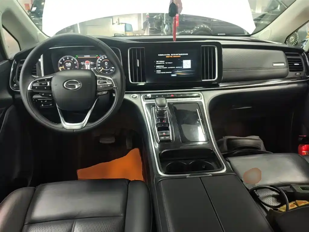 GAC Motor Trumpchi M8 — фото 10