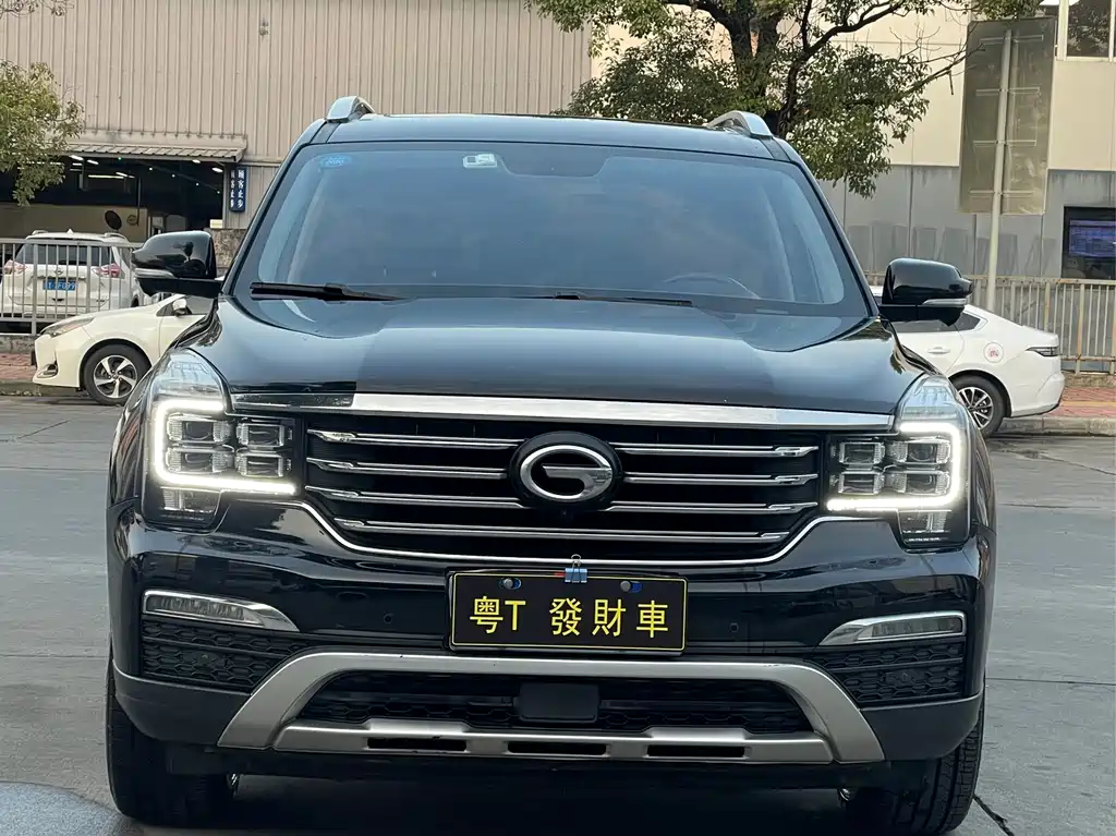 GAC Motor Trumpchi GS8 — фото 2