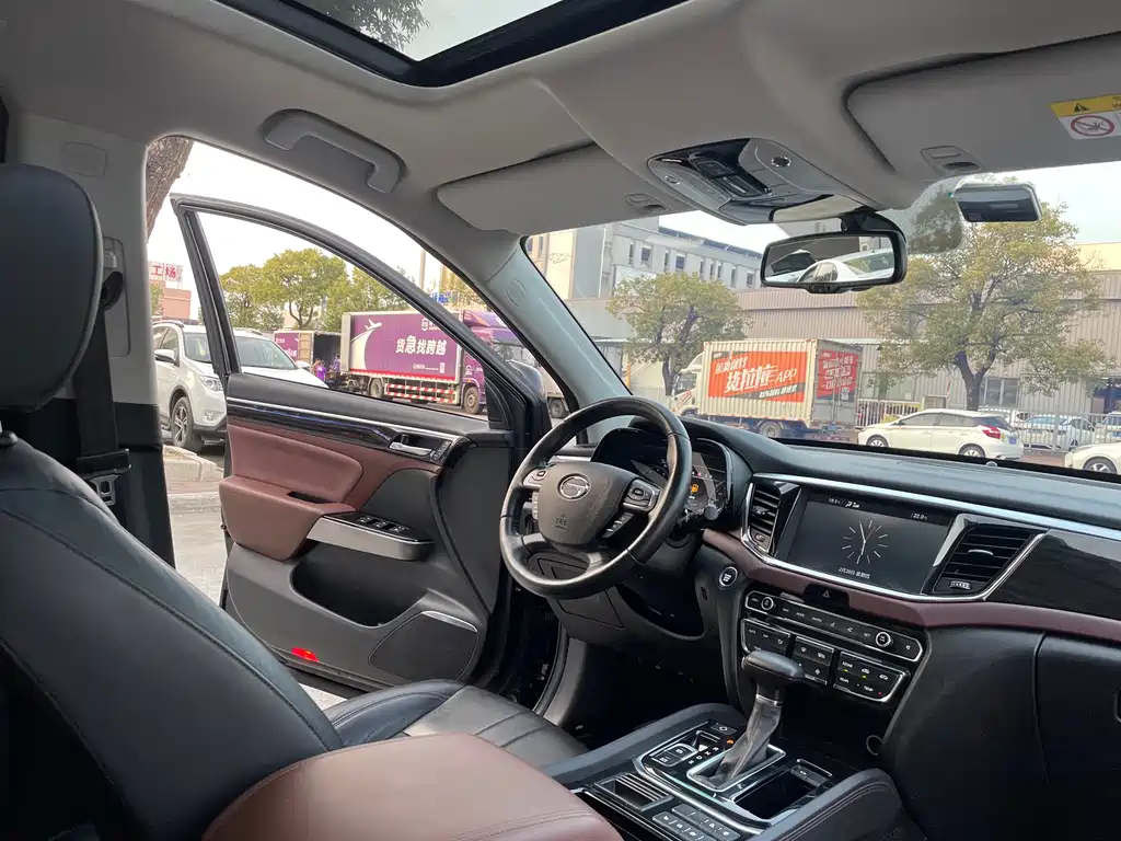 GAC Motor Trumpchi GS8 — фото 6