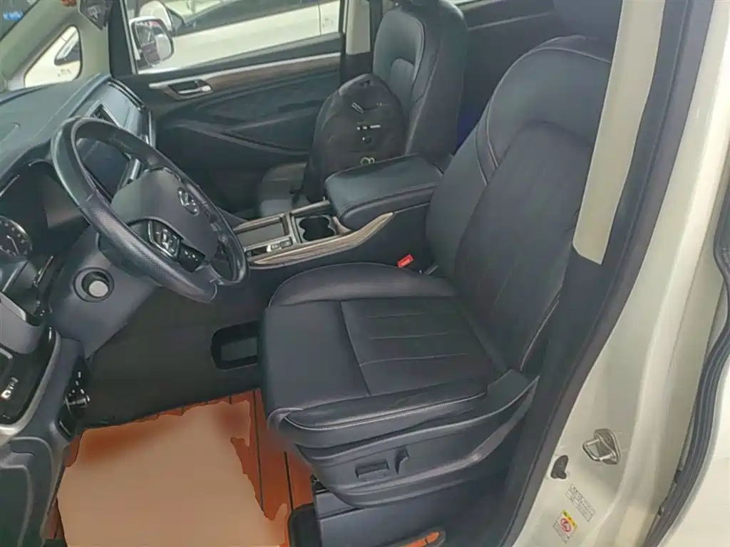 GAC Motor Trumpchi M8 — фото 15
