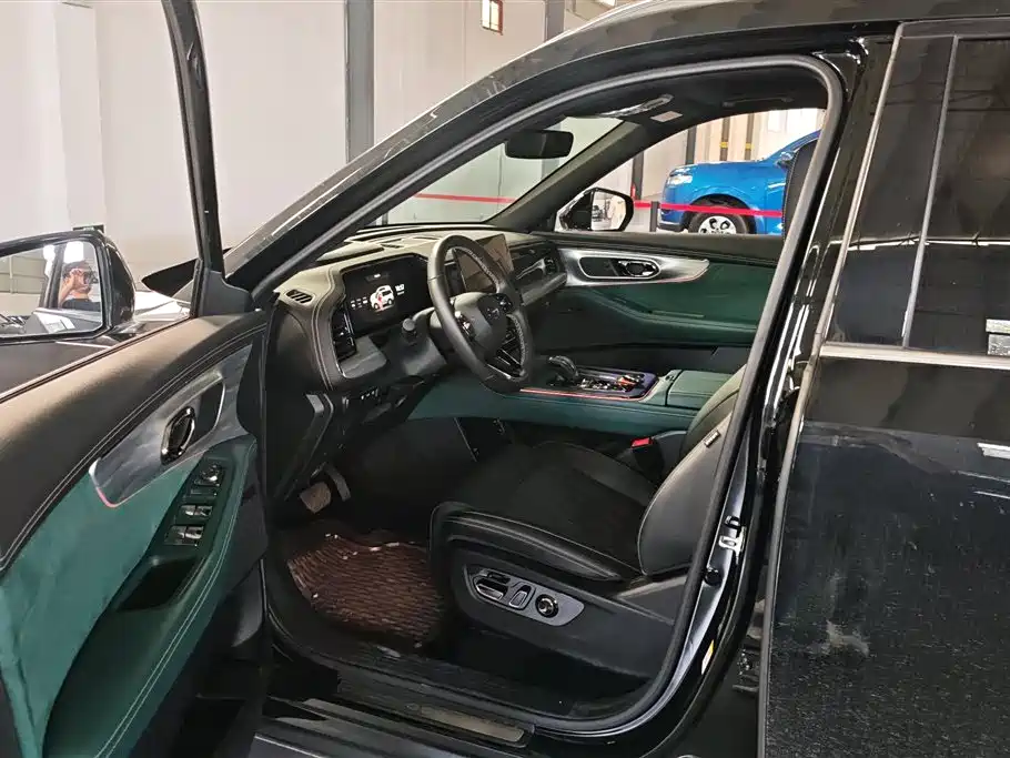 GAC Motor Trumpchi GS8 — фото 9