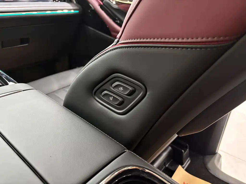 GAC Motor Trumpchi E9 — фото 19