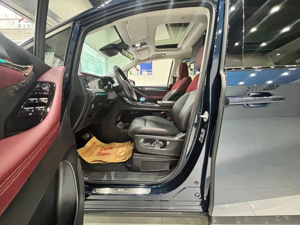 GAC Motor Trumpchi E9 — фото 7