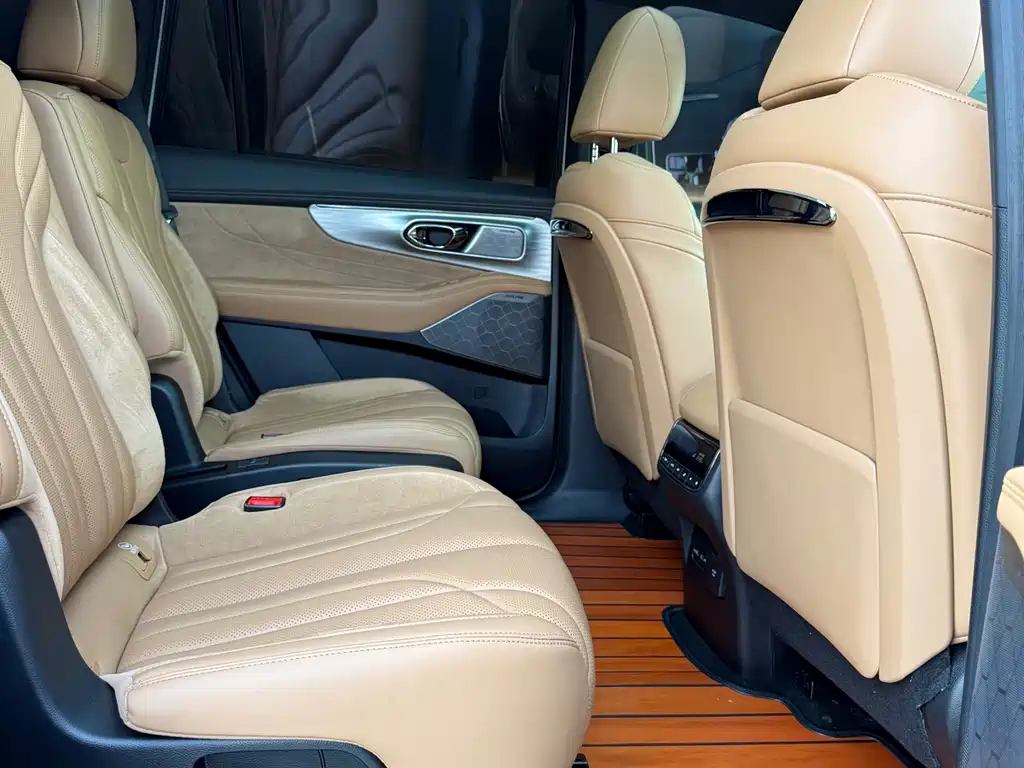 GAC Motor Trumpchi ES9 — фото 17