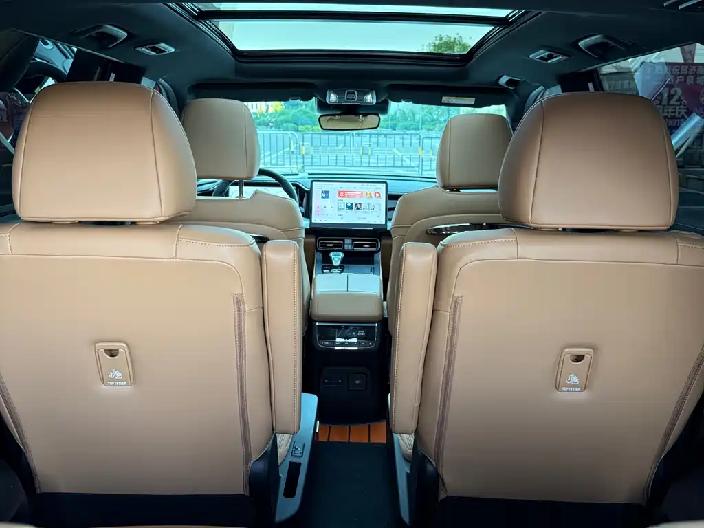 GAC Motor Trumpchi ES9 — фото 18