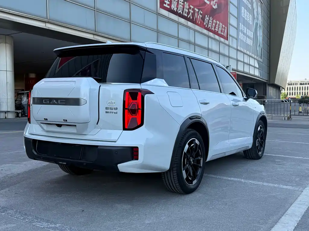 GAC Motor Trumpchi ES9 — фото 4