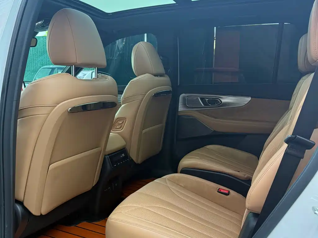 GAC Motor Trumpchi ES9 — фото 8