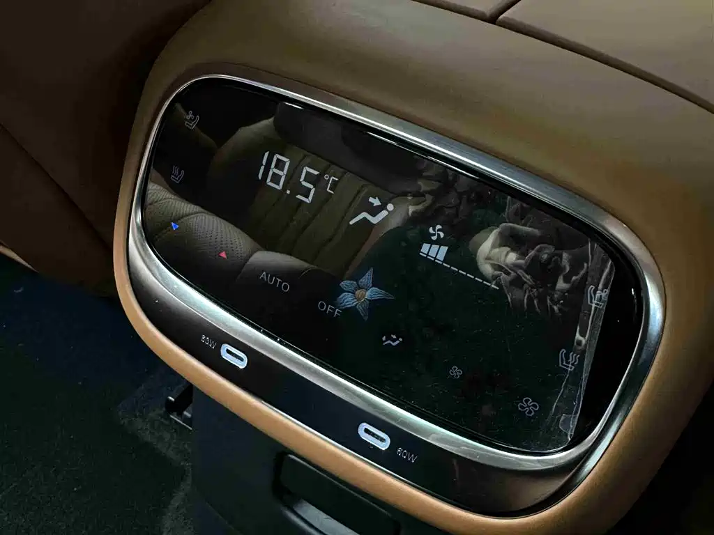 GAC Motor Trumpchi Xiangwang S9 — фото 24