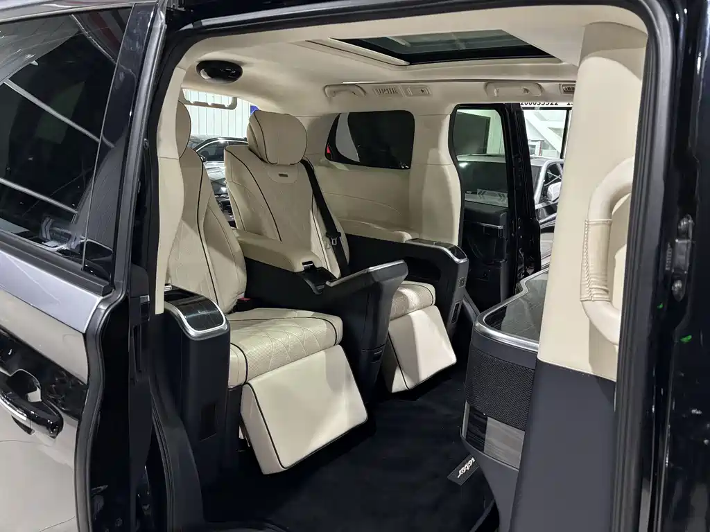 GAC Motor Trumpchi M8 — фото 11