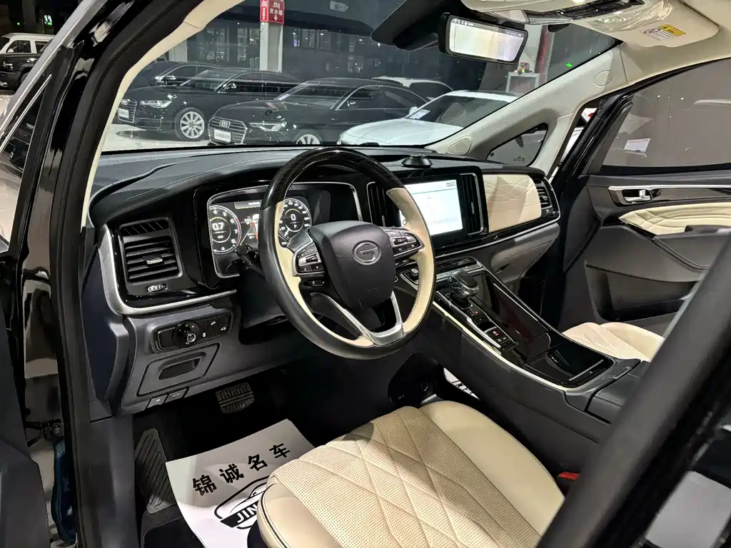 GAC Motor Trumpchi M8 — фото 9
