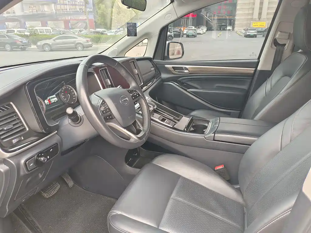 GAC Motor Trumpchi M8 — фото 14