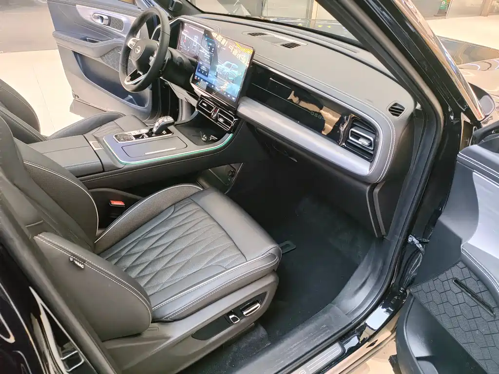 GAC Motor Trumpchi GS8 — фото 10