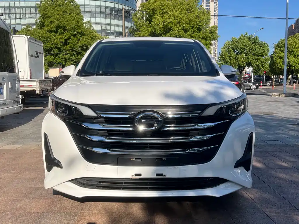 GAC Motor Trumpchi M6 — фото 2