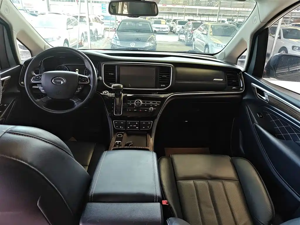 GAC Motor Trumpchi M8 — фото 10