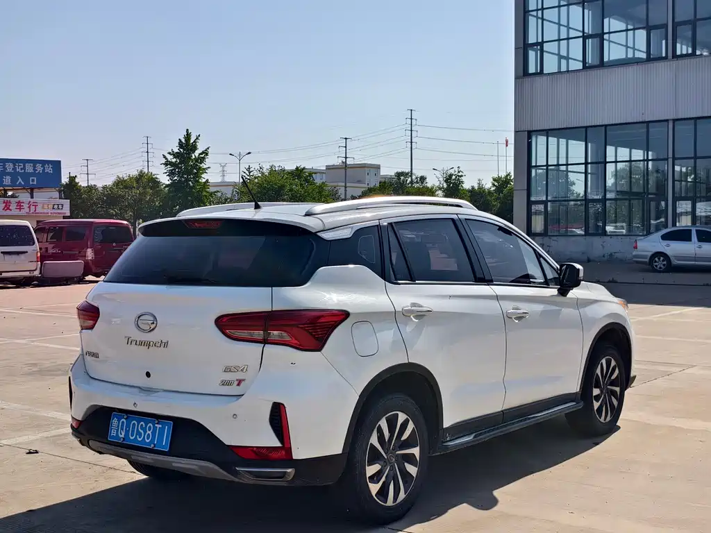 GAC Motor Trumpchi GS4 — фото 4
