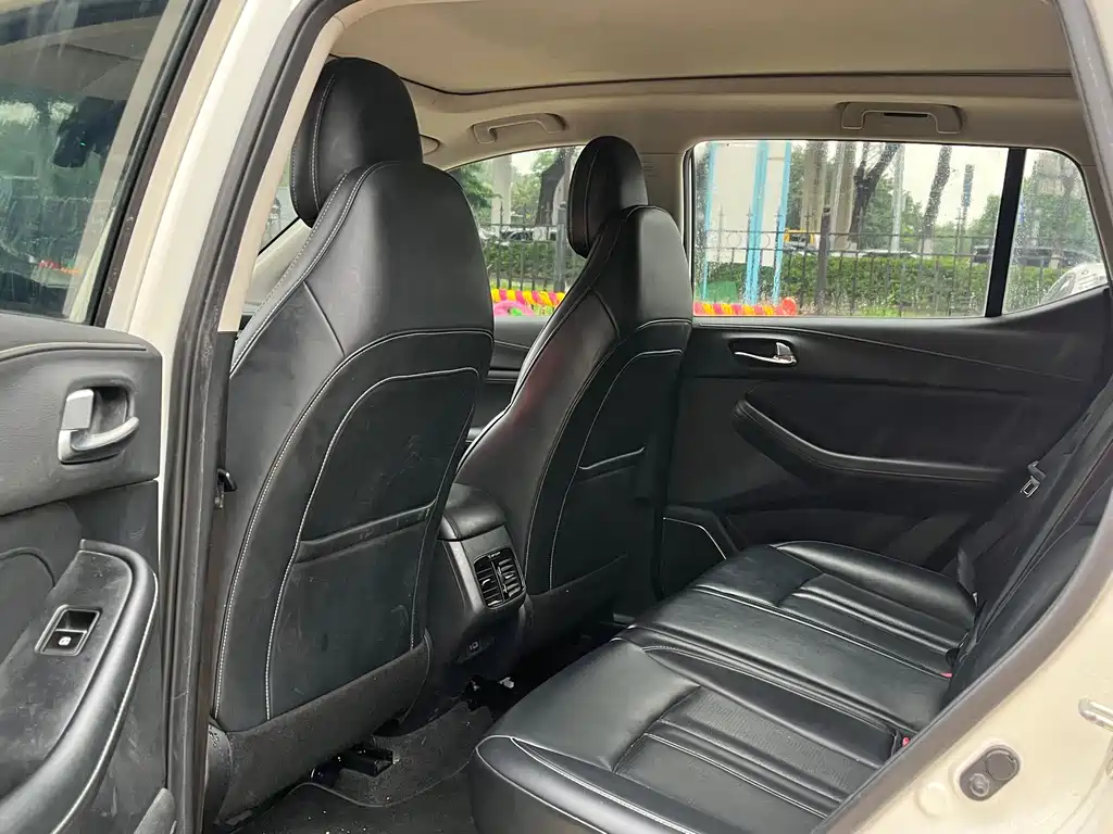 GAC Motor Trumpchi GS4 — фото 10