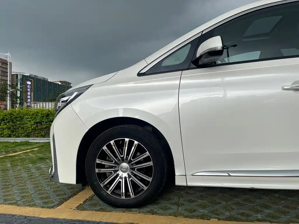 GAC Motor Trumpchi M8 — фото 8