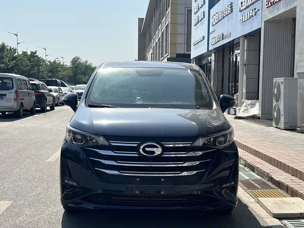 GAC Motor Trumpchi M6 — фото 2