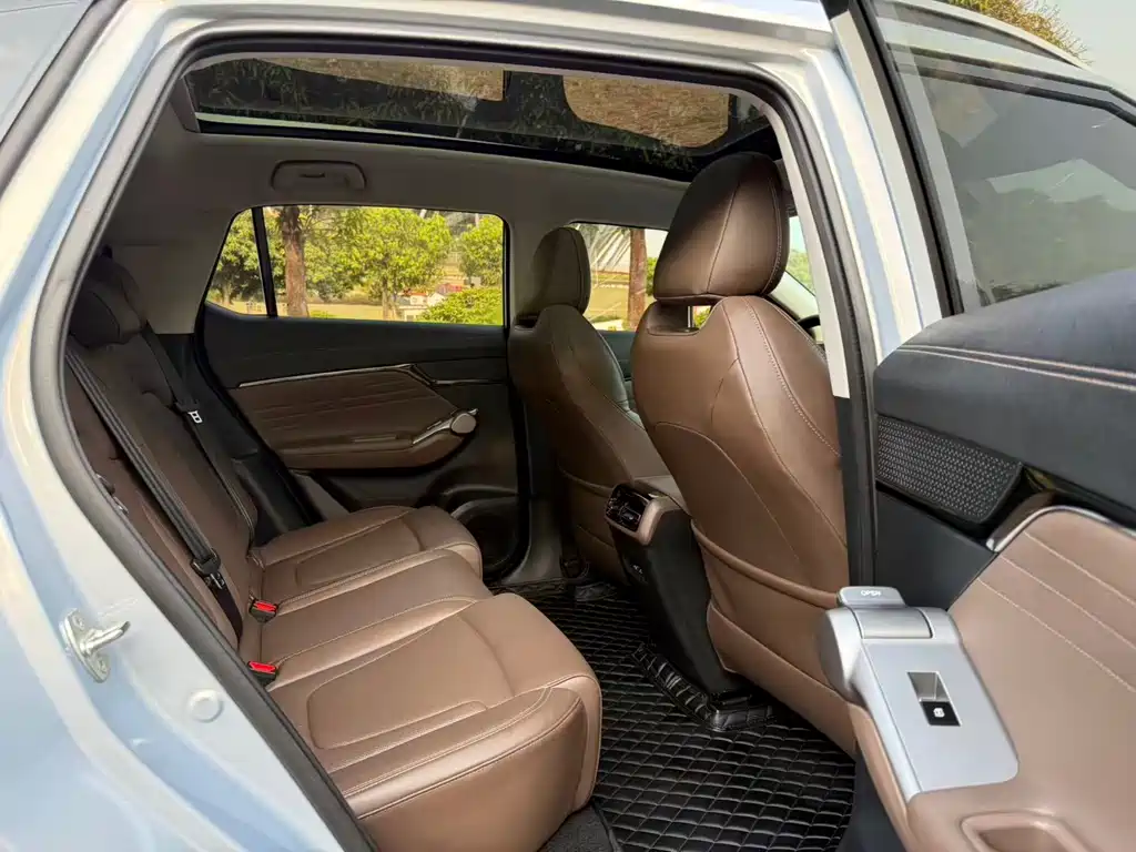 GAC Motor Trumpchi GS4 — фото 11