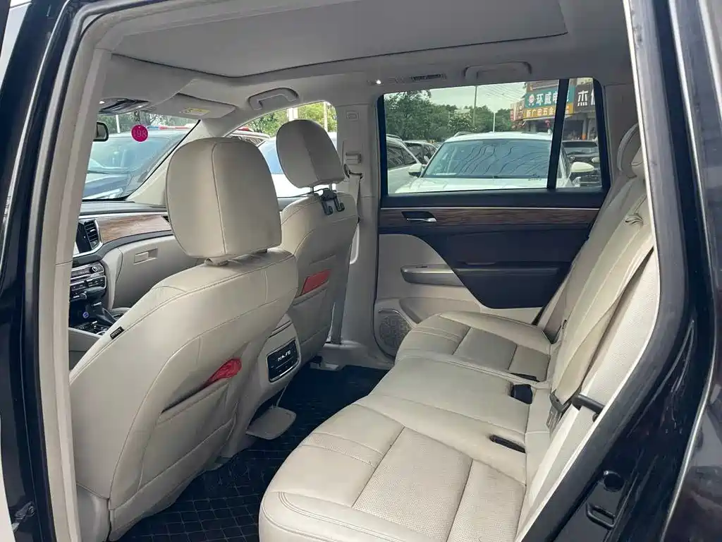 GAC Motor Trumpchi GS8 — фото 6
