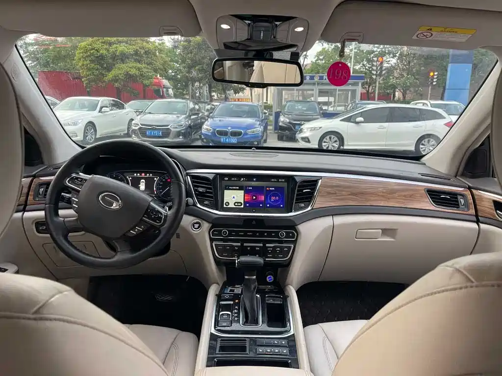 GAC Motor Trumpchi GS8 — фото 8