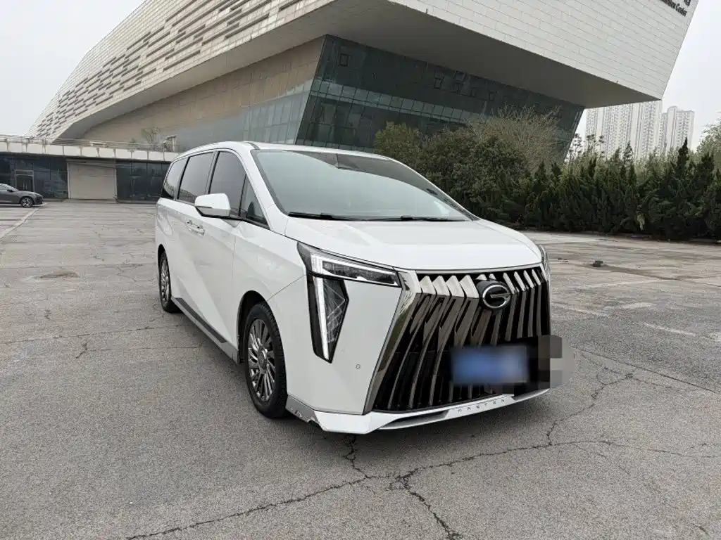 GAC Motor Trumpchi M8 — фото 8