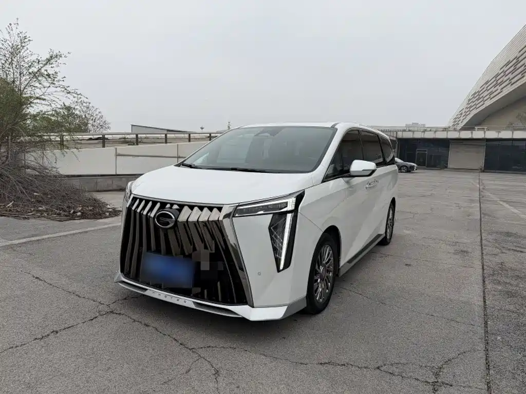 GAC Motor Trumpchi M8
