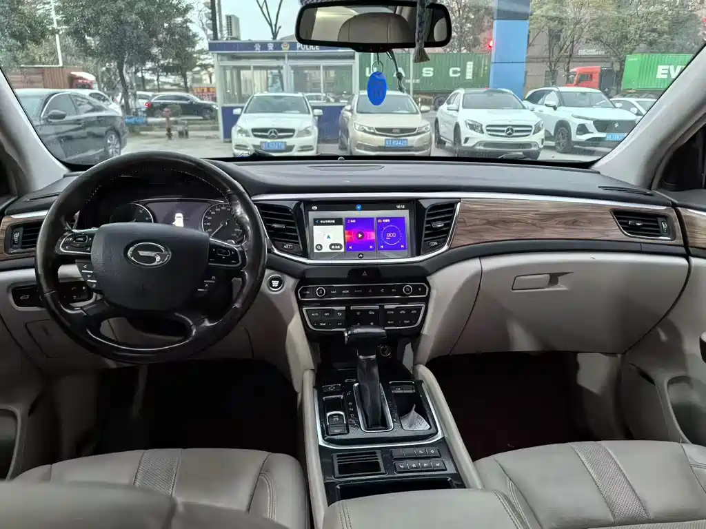 GAC Motor Trumpchi GS8 — фото 8
