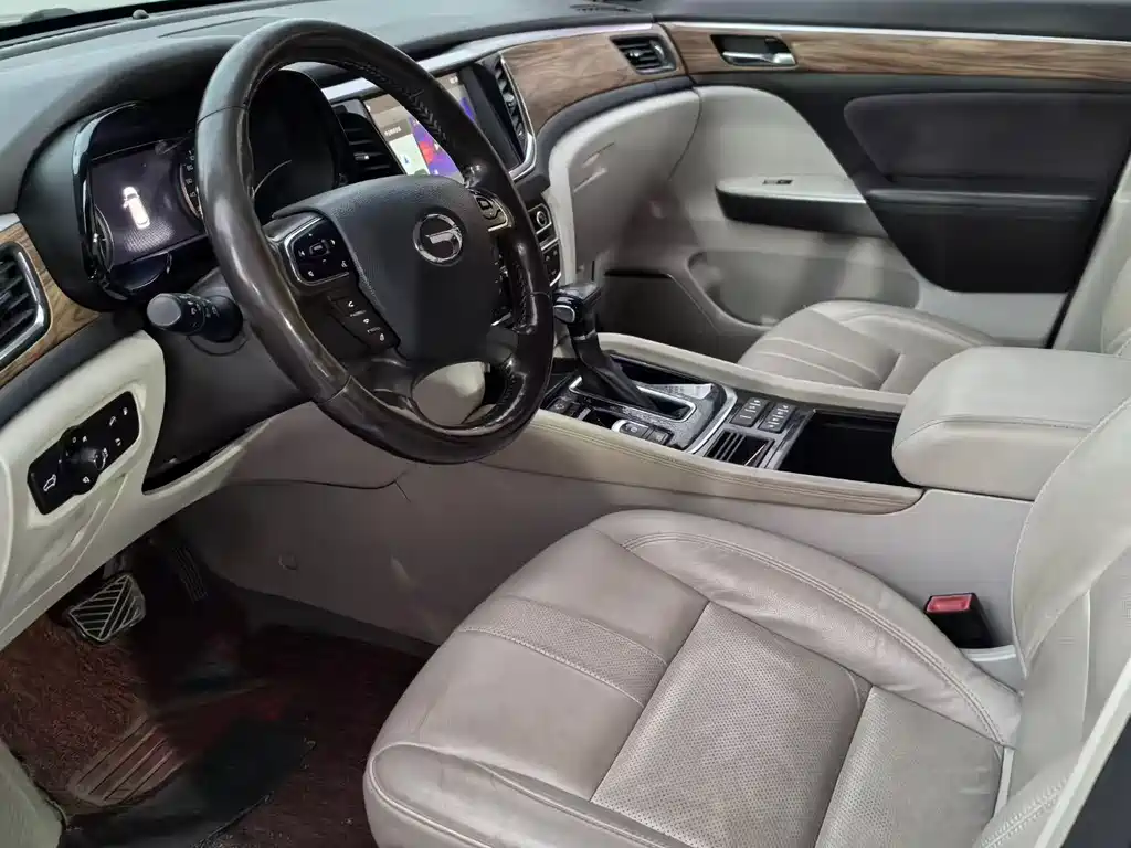 GAC Motor Trumpchi GS8 — фото 9