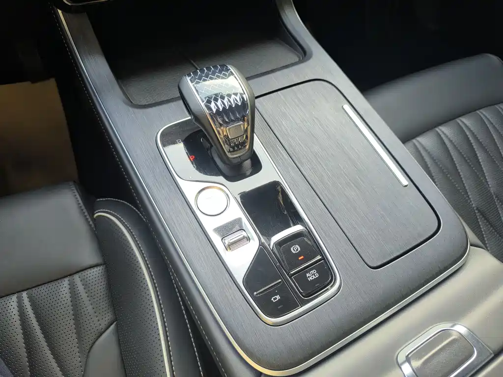 GAC Motor Trumpchi GS8 — фото 14