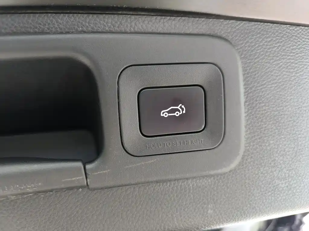 GAC Motor Trumpchi GS8 — фото 19