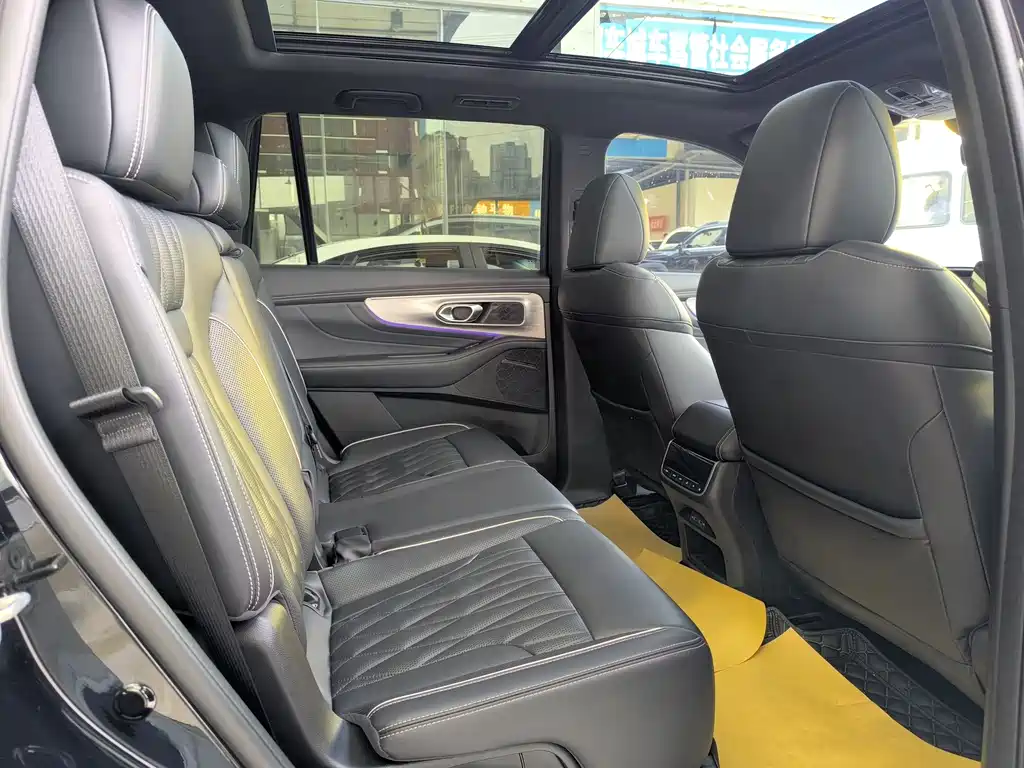 GAC Motor Trumpchi GS8 — фото 7