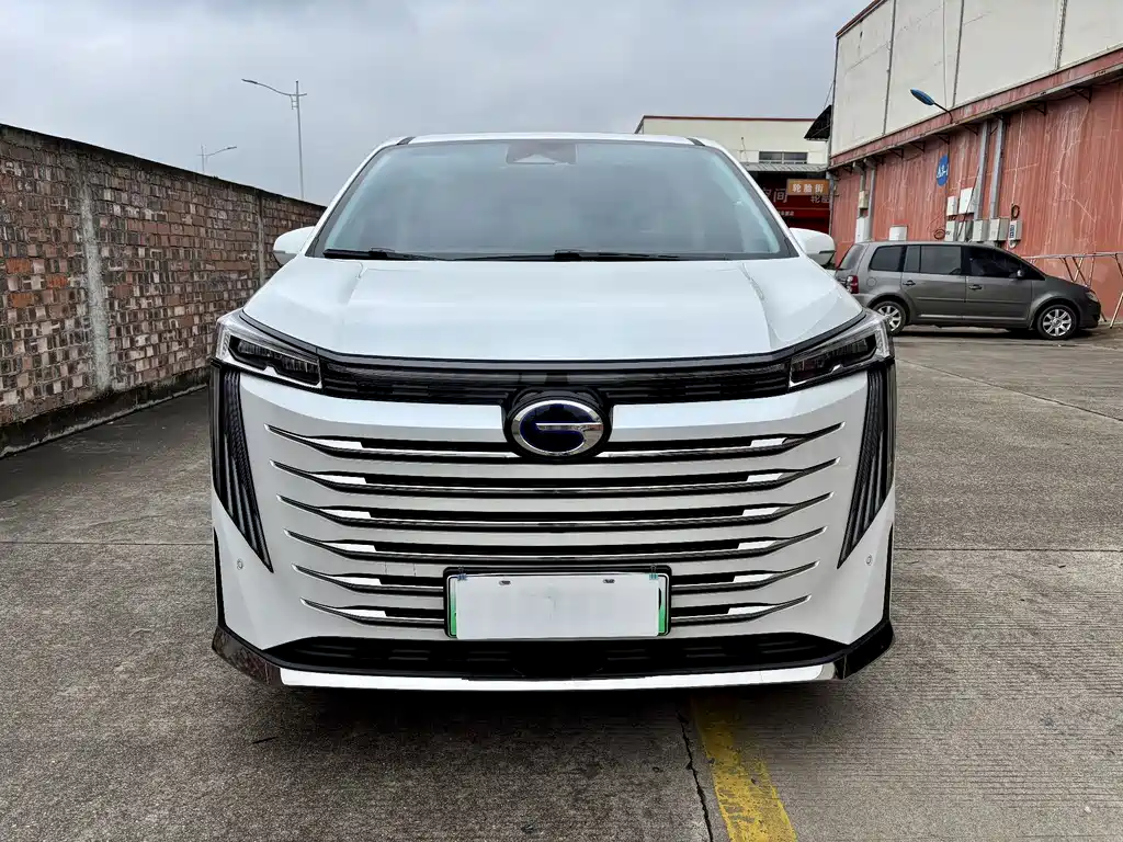 GAC Motor Trumpchi E9 — фото 2