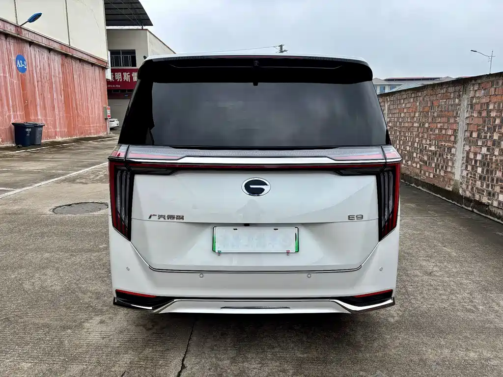 GAC Motor Trumpchi E9 — фото 4