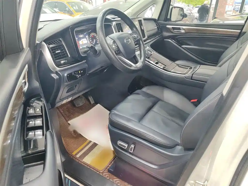 GAC Motor Trumpchi M8 — фото 16