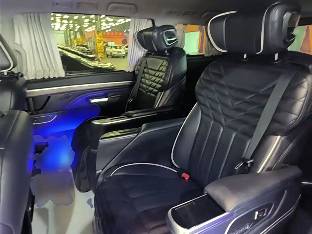 GAC Motor Trumpchi M8 — фото 17
