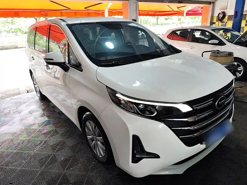 GAC Motor Trumpchi M6 — фото 4