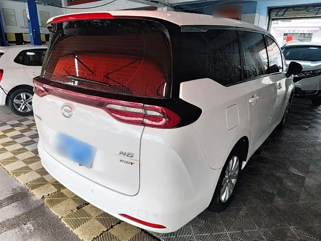 GAC Motor Trumpchi M6 — фото 7