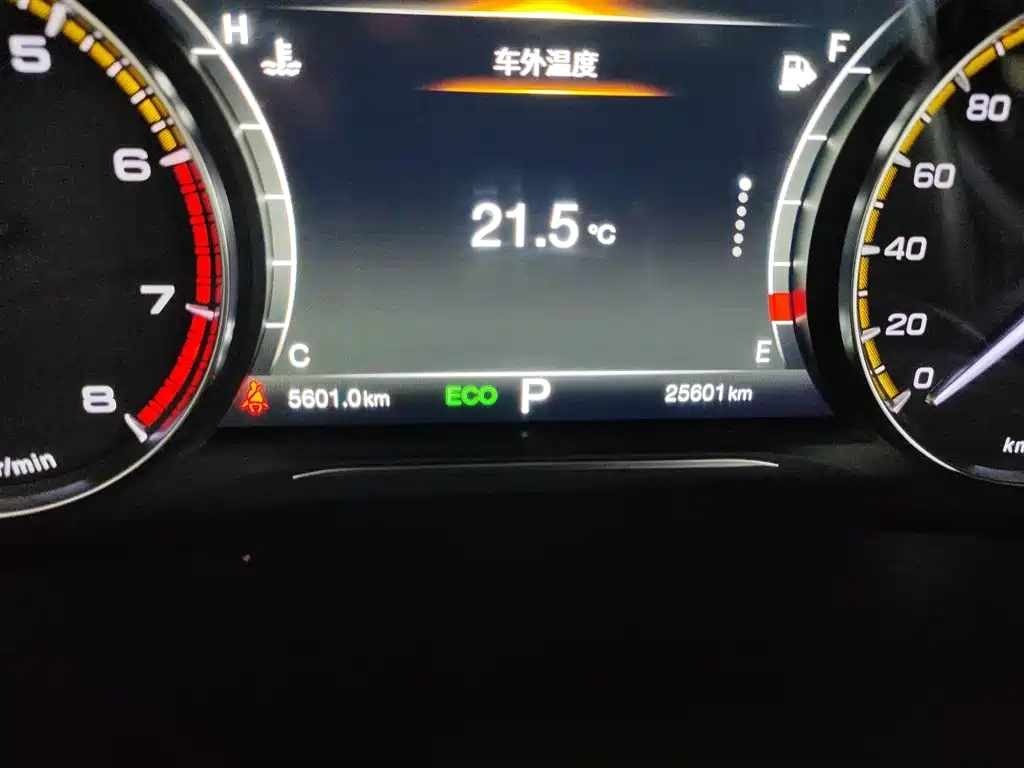 GAC Motor Trumpchi M8 — фото 12