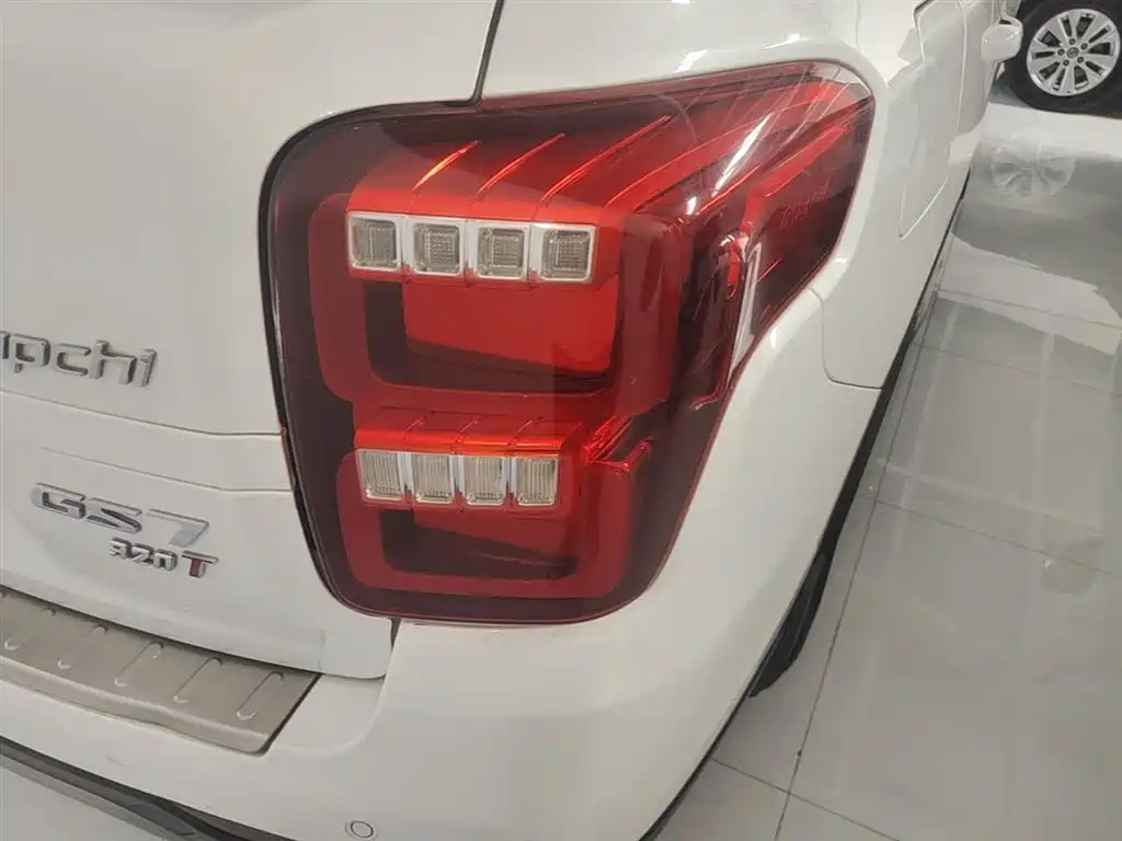 GAC Motor Trumpchi GS7 — фото 8