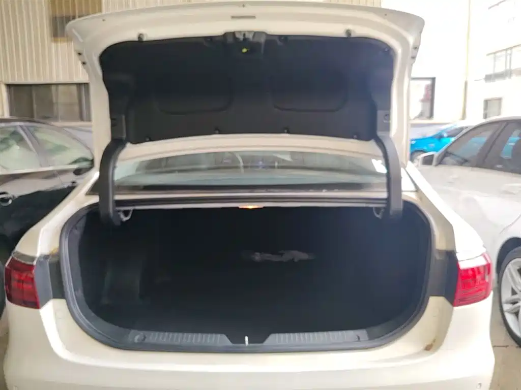 GAC Motor Trumpchi GA6 — фото 19