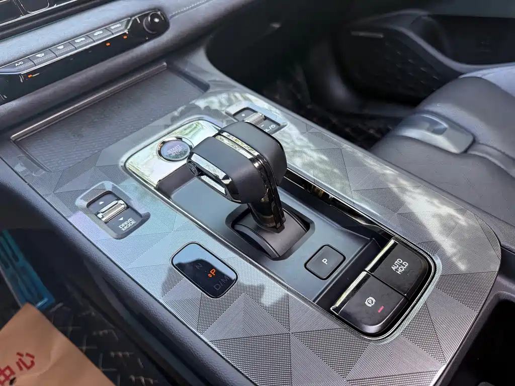 GAC Motor Shadow Leopard — фото 9