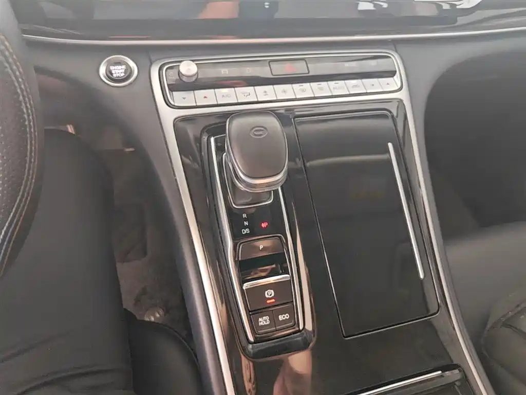GAC Motor Trumpchi M8 — фото 14