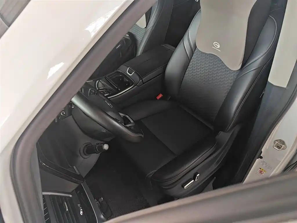 GAC Motor Trumpchi M8 — фото 15