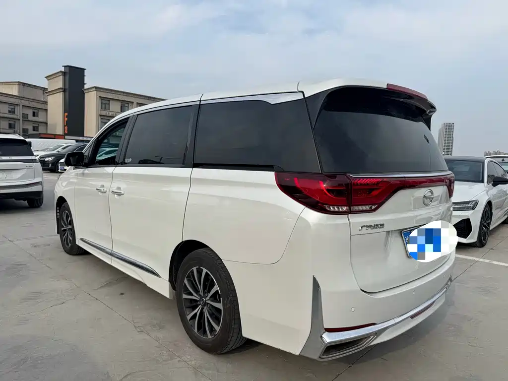 GAC Motor Trumpchi M8 — фото 6